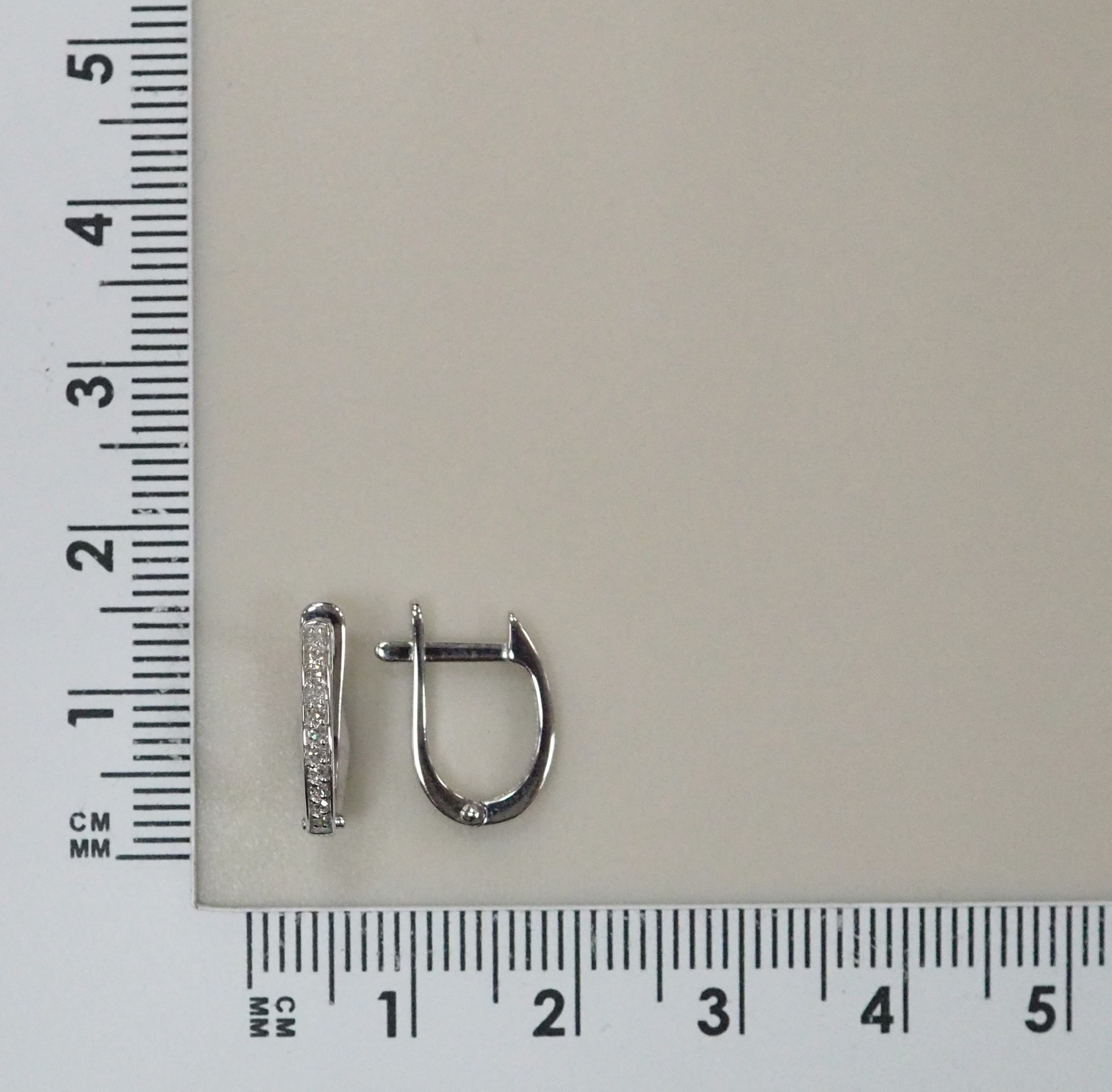 10511-001150 Серьги (Au 585)